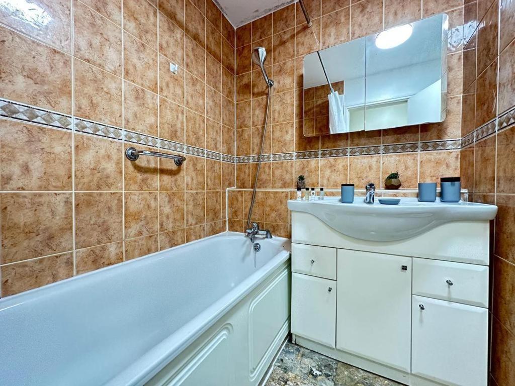 Chelsea Studio - Sleeps 4 - Near Cromwell Hospital * Londres