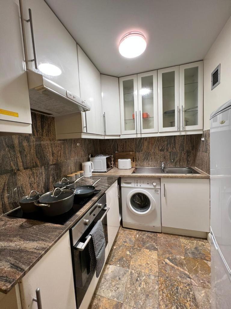 Chelsea Studio - Sleeps 4 - Near Cromwell Hospital * Londres